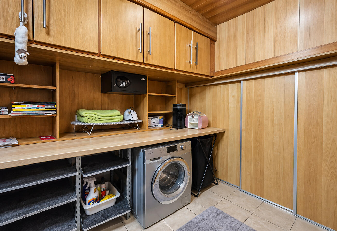 Laundry & Storage